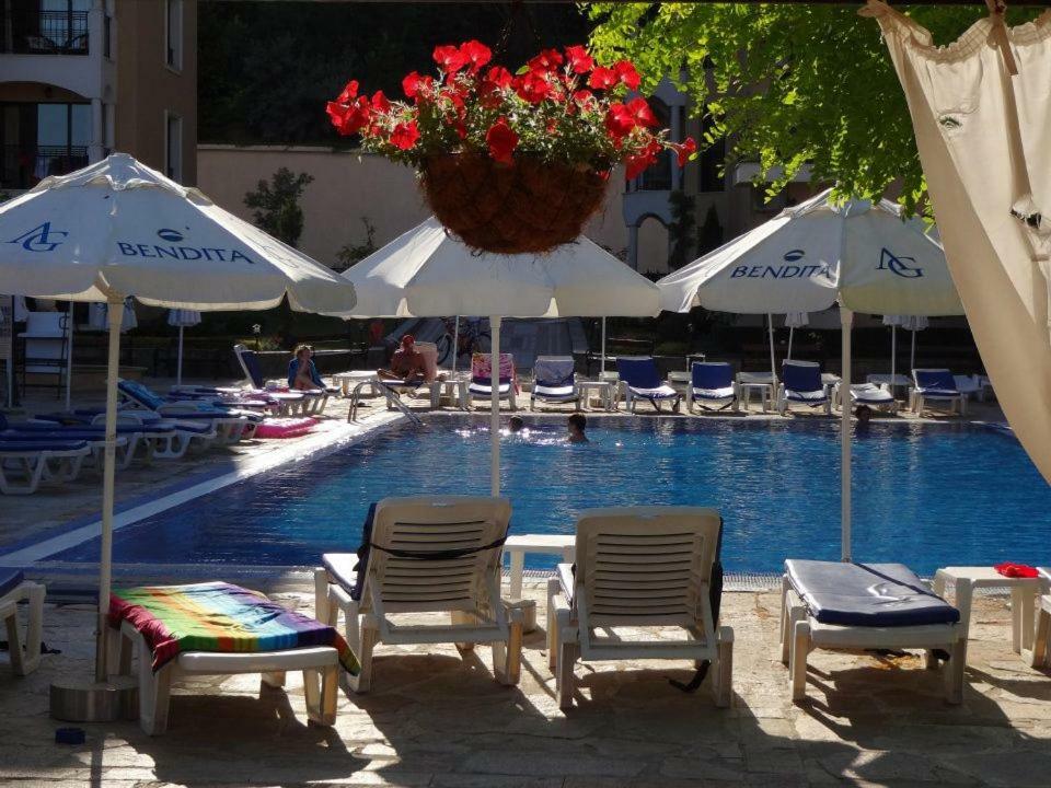 Bendita Mare Family Apartments Zlatni pjasătsi Eksteriør bilde