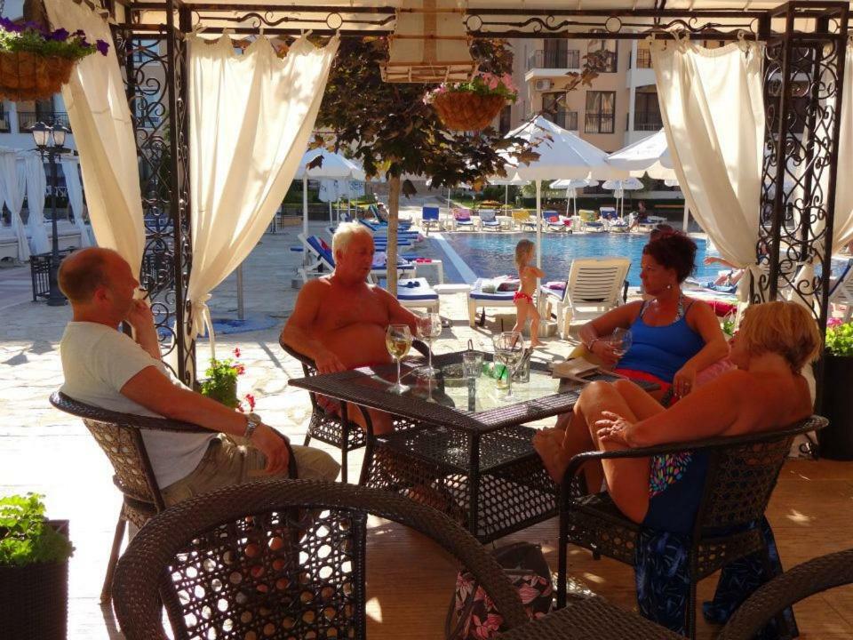 Bendita Mare Family Apartments Zlatni pjasătsi Eksteriør bilde